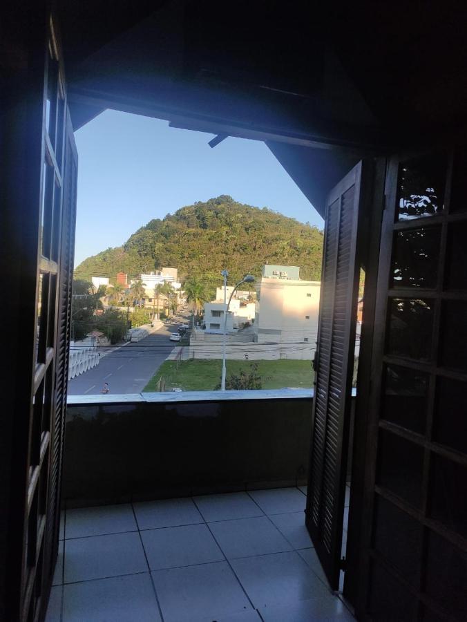 Pousada Bravo House Balneário Camboriú 외부 사진